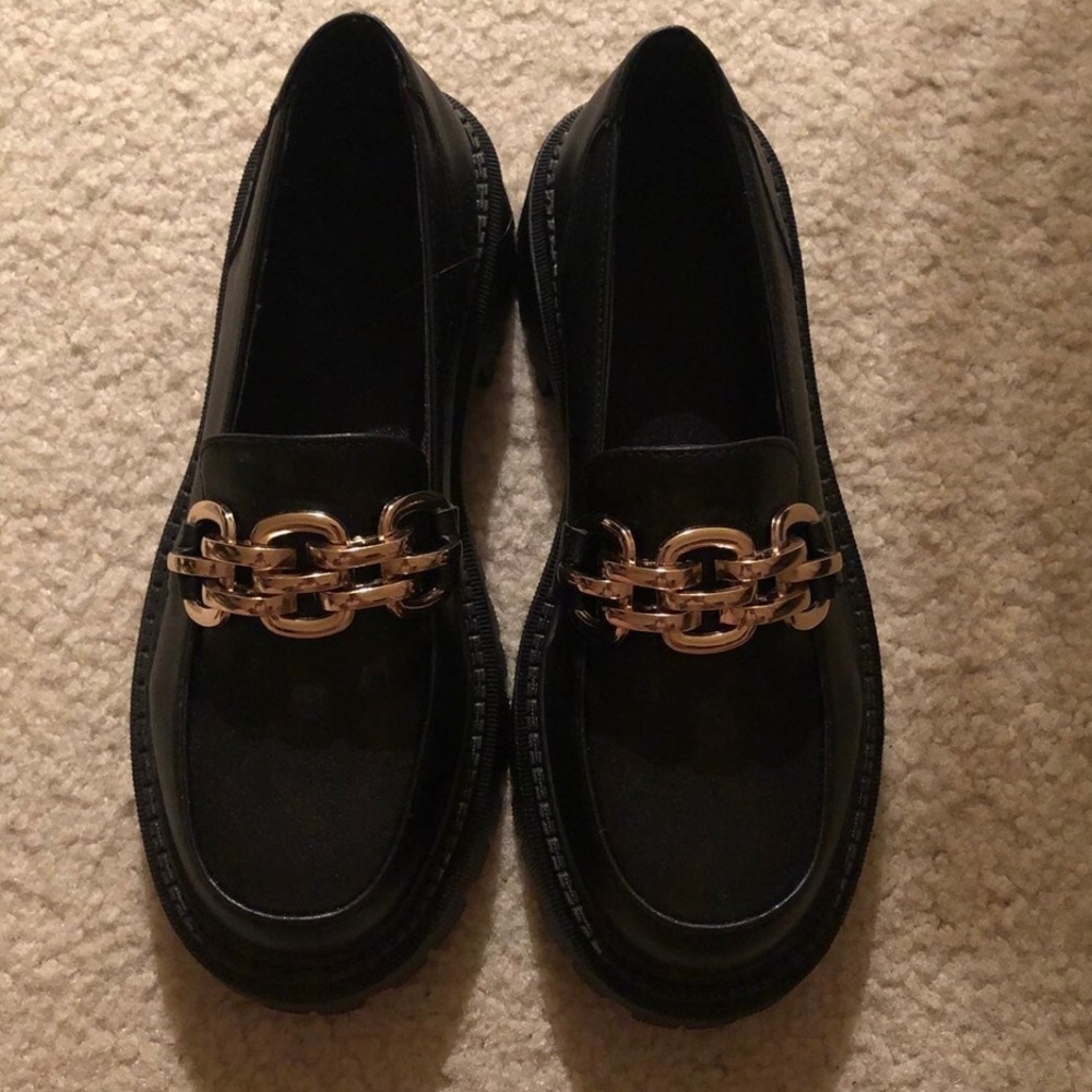 Shoes - Picture 8 of 8